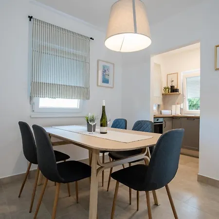 Apartmet Jadran 라브